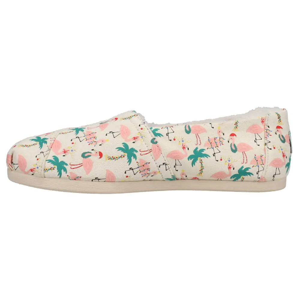 Alpargata Cozy Holiday Flamingos Graphic Slip On Flats