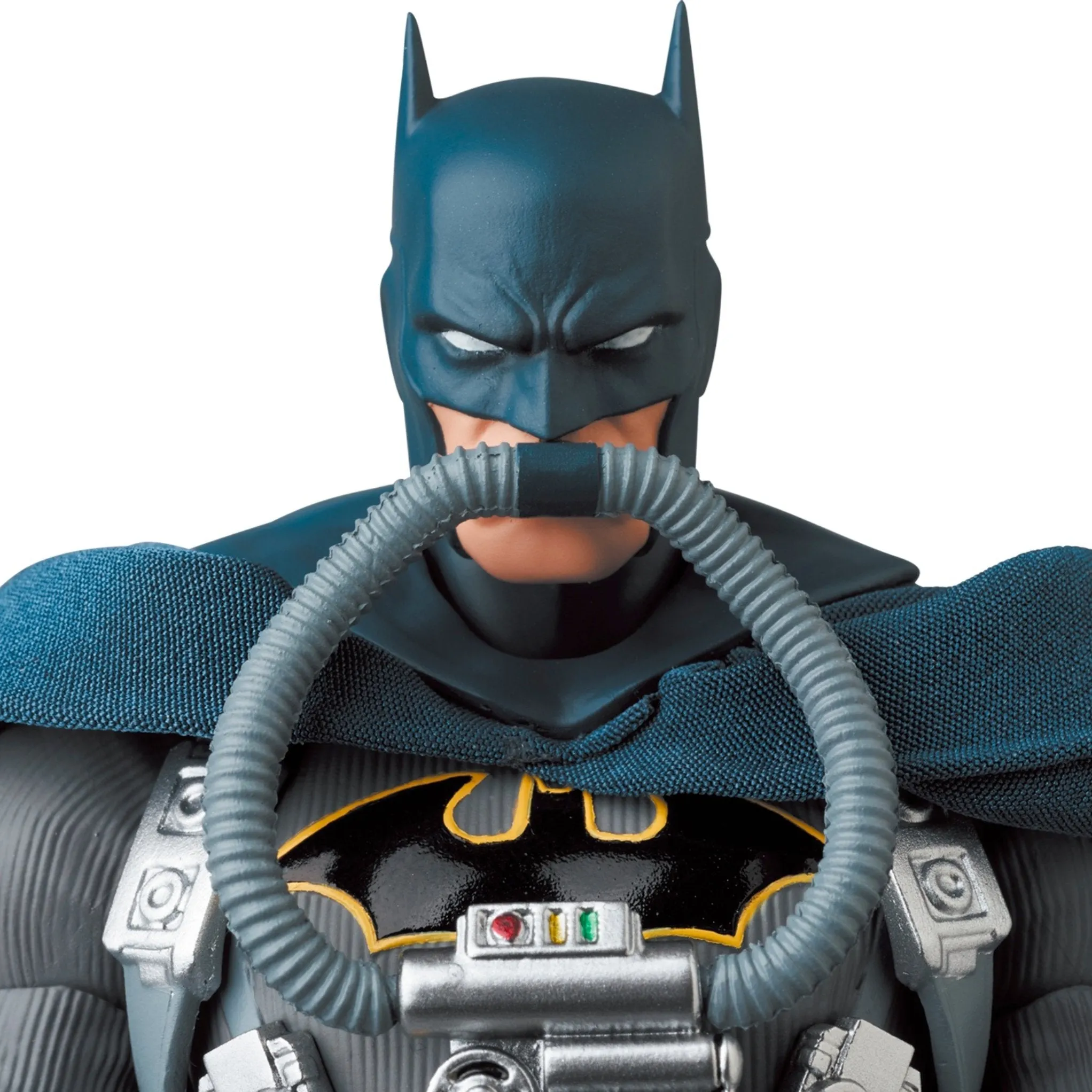 Batman: Hush MAFEX #166 Batman (Stealth Jumper Version)