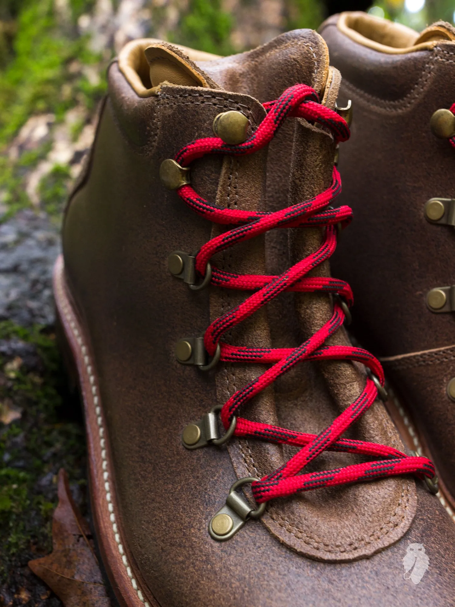 "Summit Boot" in Waxed Natural