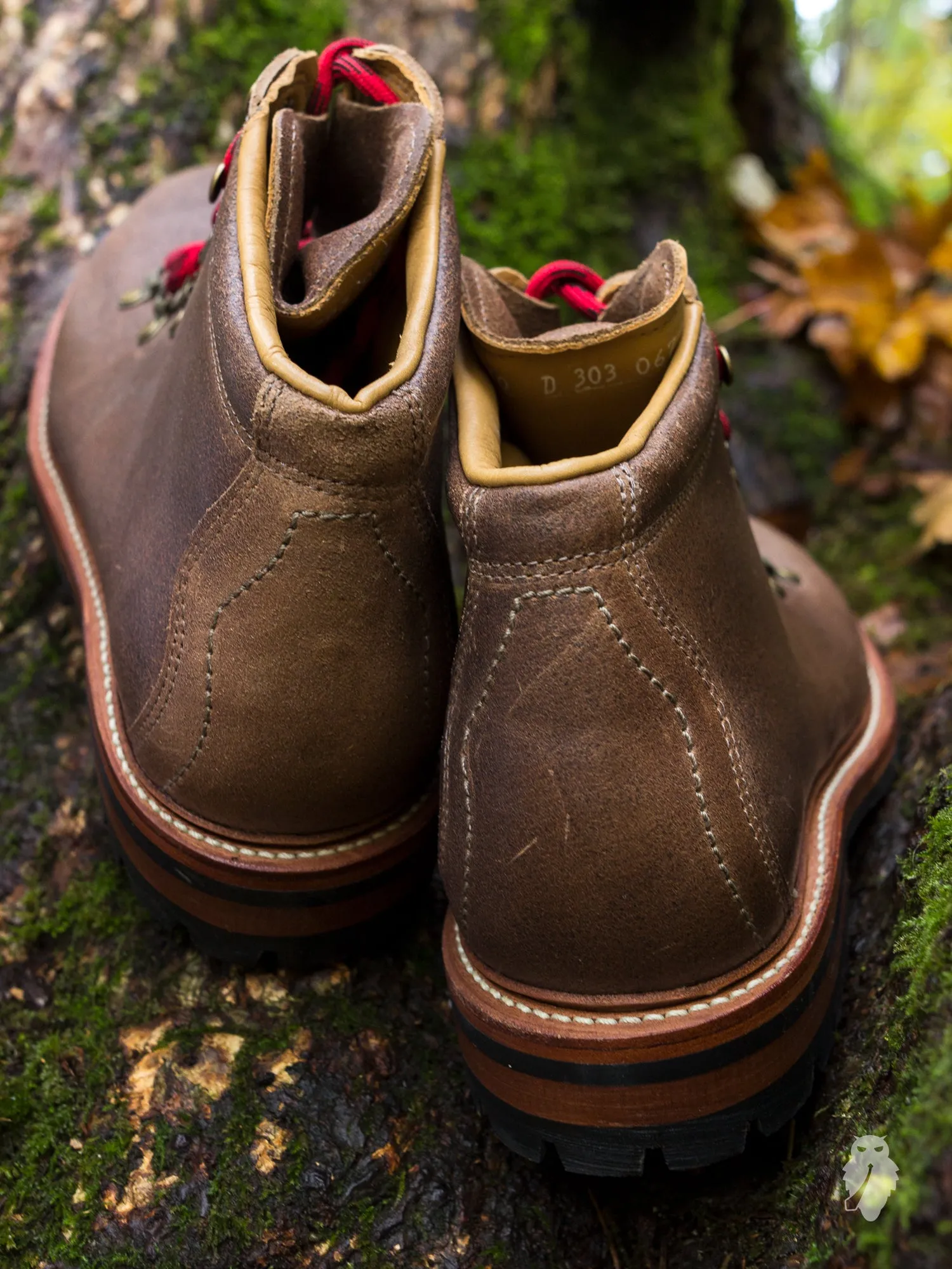 "Summit Boot" in Waxed Natural