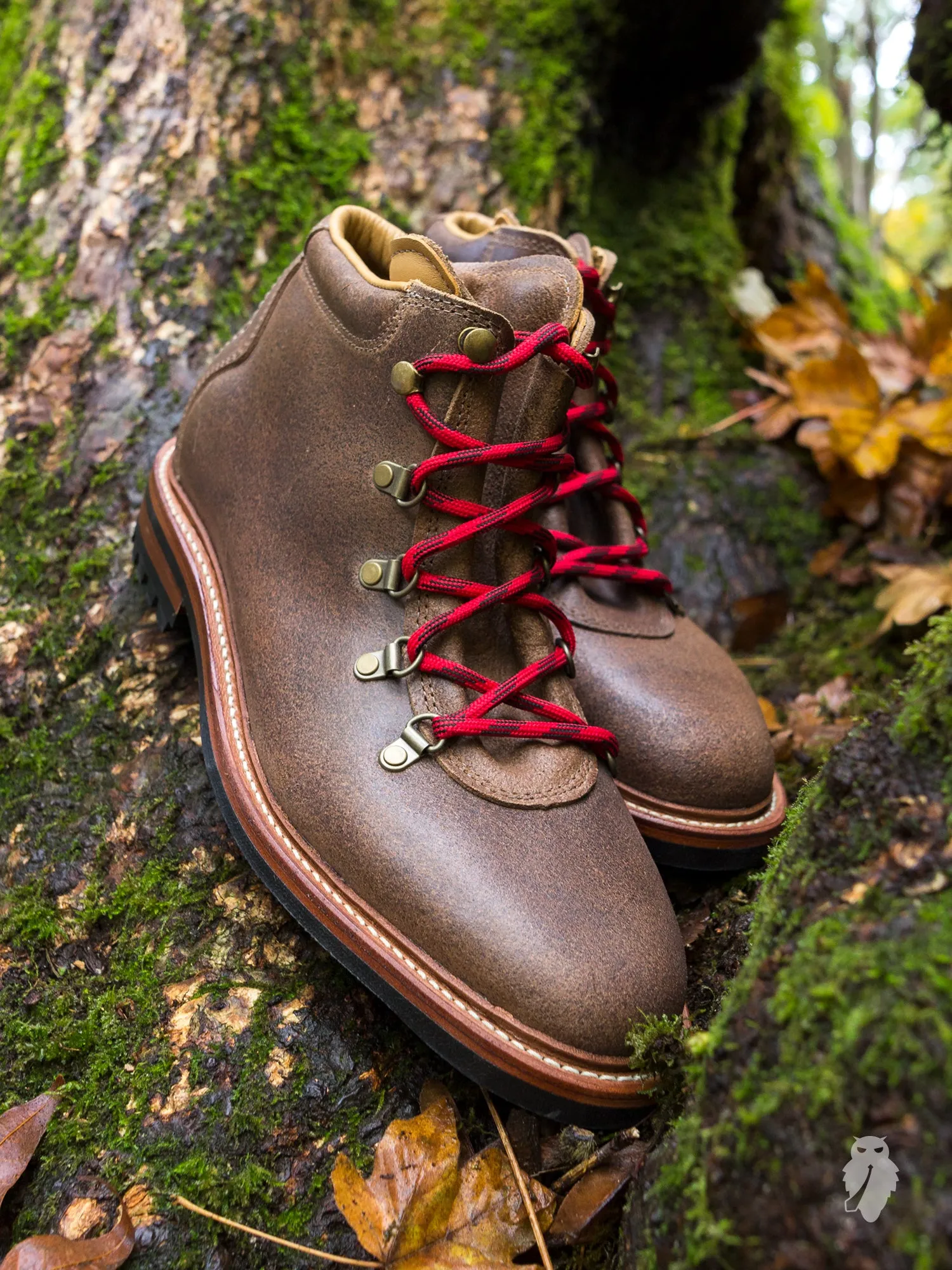 "Summit Boot" in Waxed Natural