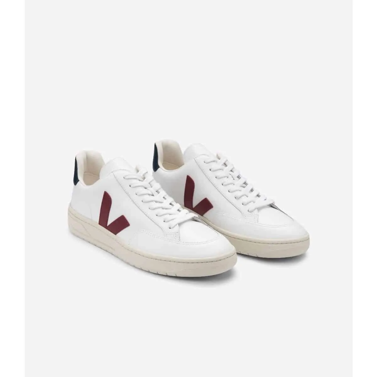 Veja V-12 Leather White Marsala Nautico